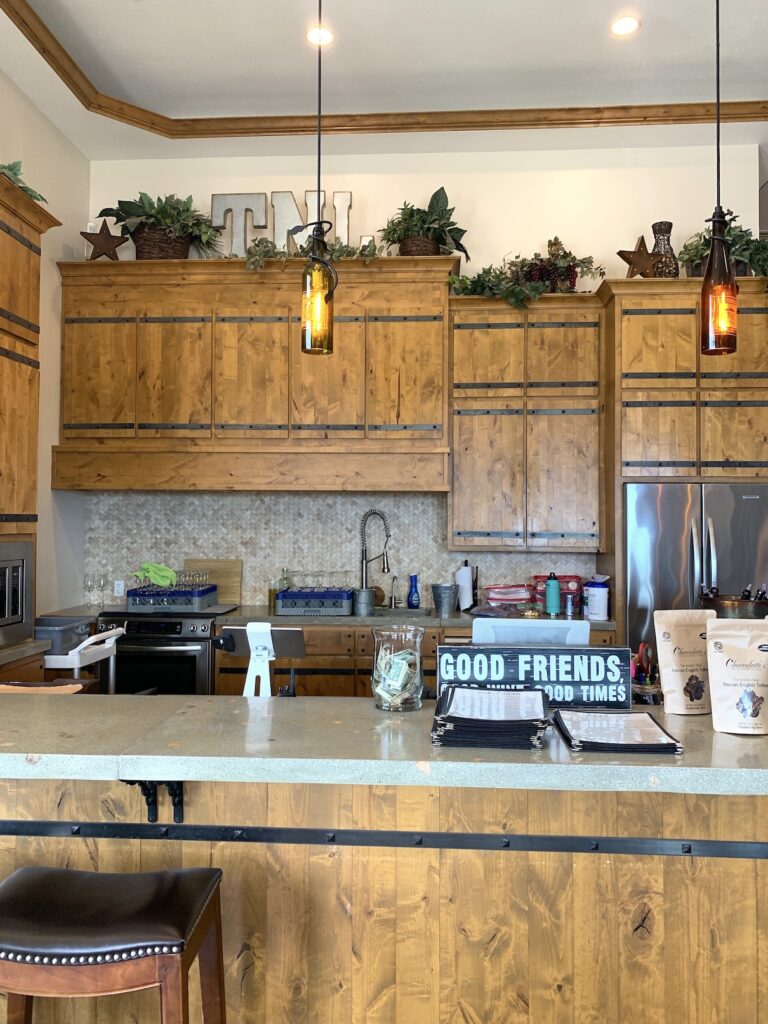 The tasting room in Torr Na Lochs Winery in Burnet, Texas